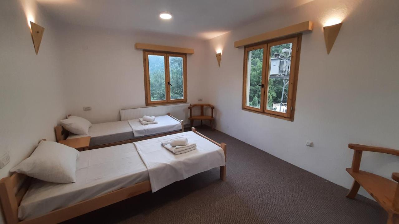 Hotel Ravnjak Dobrilovina Εξωτερικό φωτογραφία