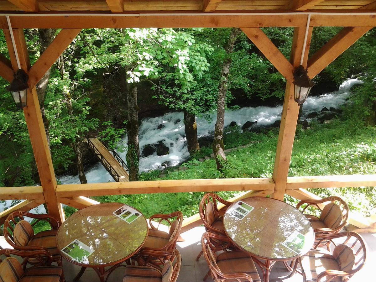 Hotel Ravnjak Dobrilovina Εξωτερικό φωτογραφία