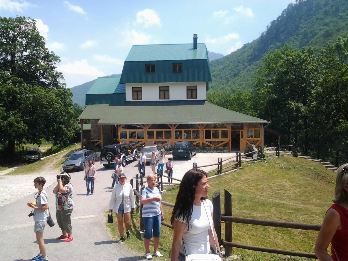 Hotel Ravnjak Dobrilovina Εξωτερικό φωτογραφία
