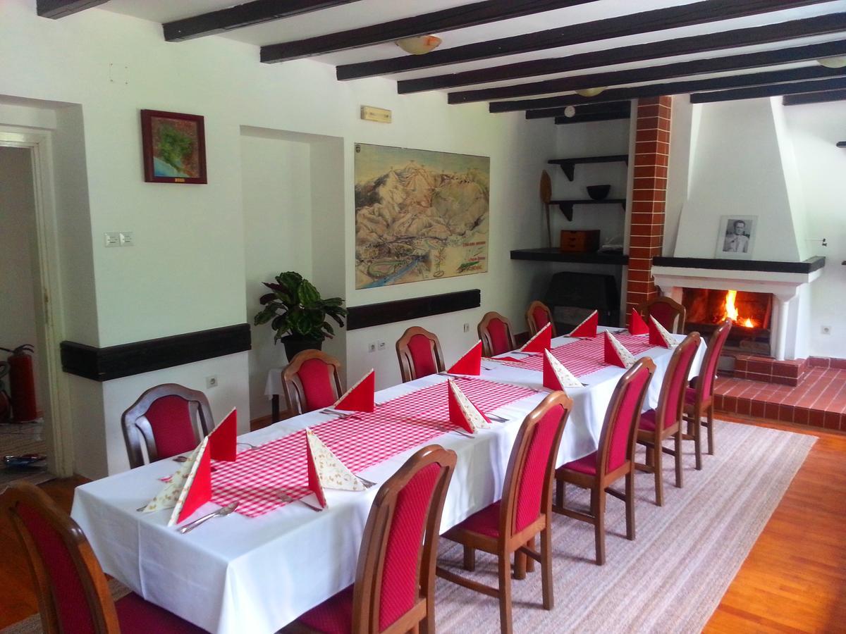 Hotel Ravnjak Dobrilovina Εξωτερικό φωτογραφία