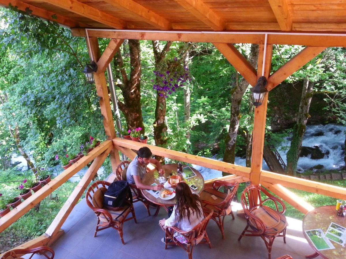 Hotel Ravnjak Dobrilovina Εξωτερικό φωτογραφία